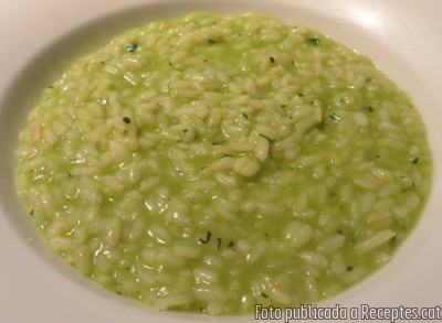 Arròs verd de pèsols